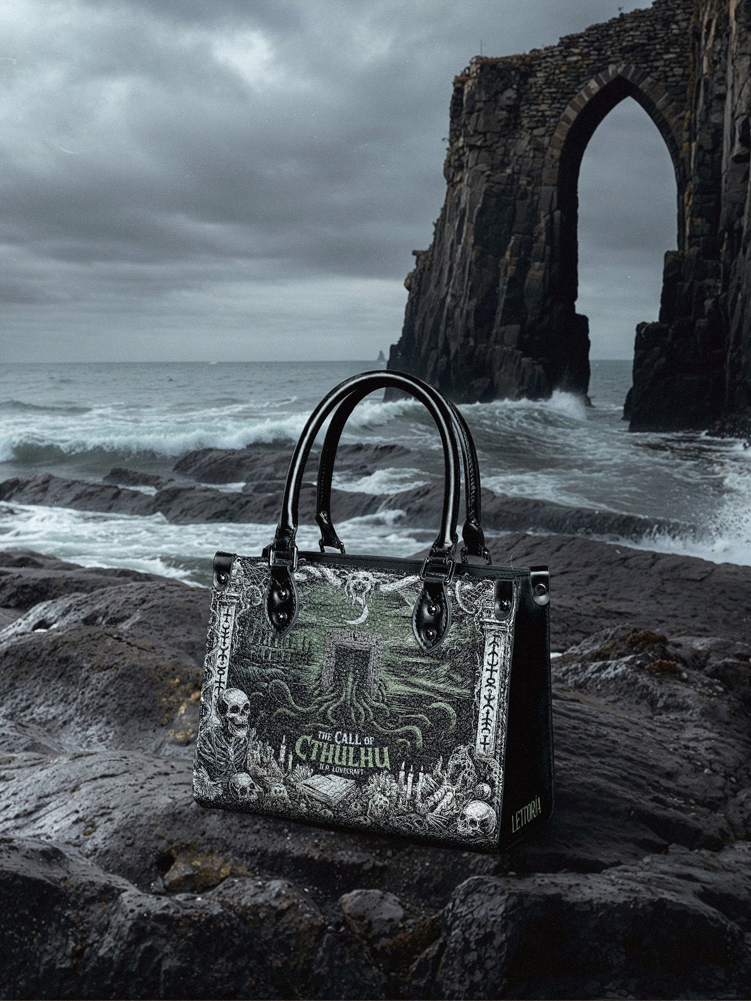 "The Call Of Cthulhu" - Black Interior - Small Leather Handbag