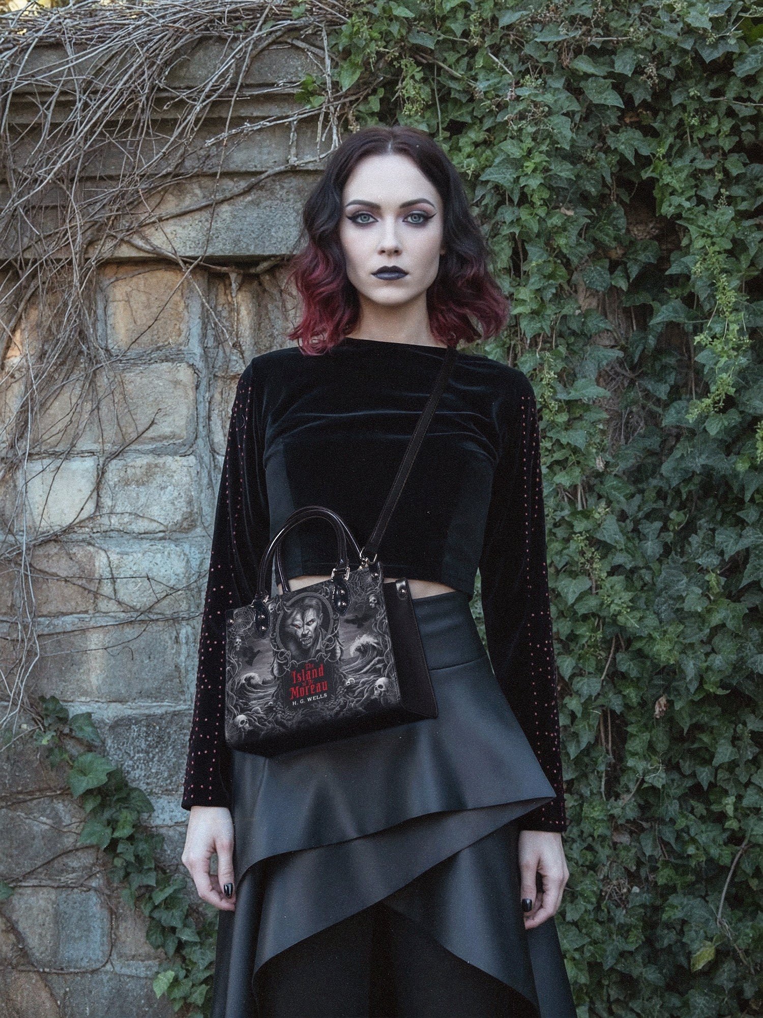 "The Island Of Dr Moreau" - Black Interior - Small Leather Handbag